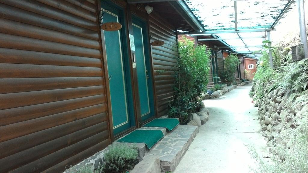 Qing Jing Xiao Taiyang Jingguan Homestay Ренай Экстерьер фото