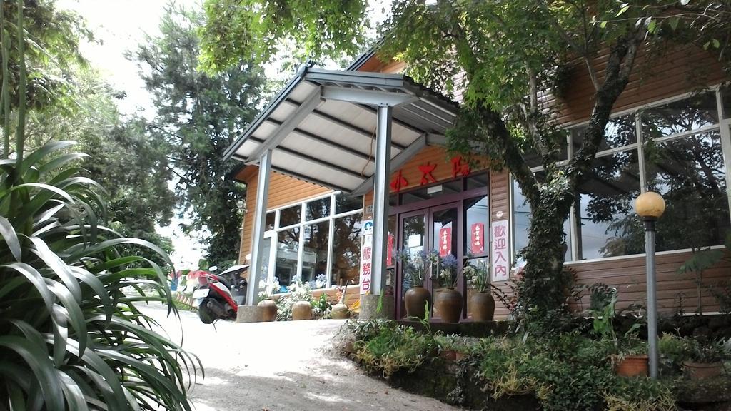 Qing Jing Xiao Taiyang Jingguan Homestay Ренай Экстерьер фото