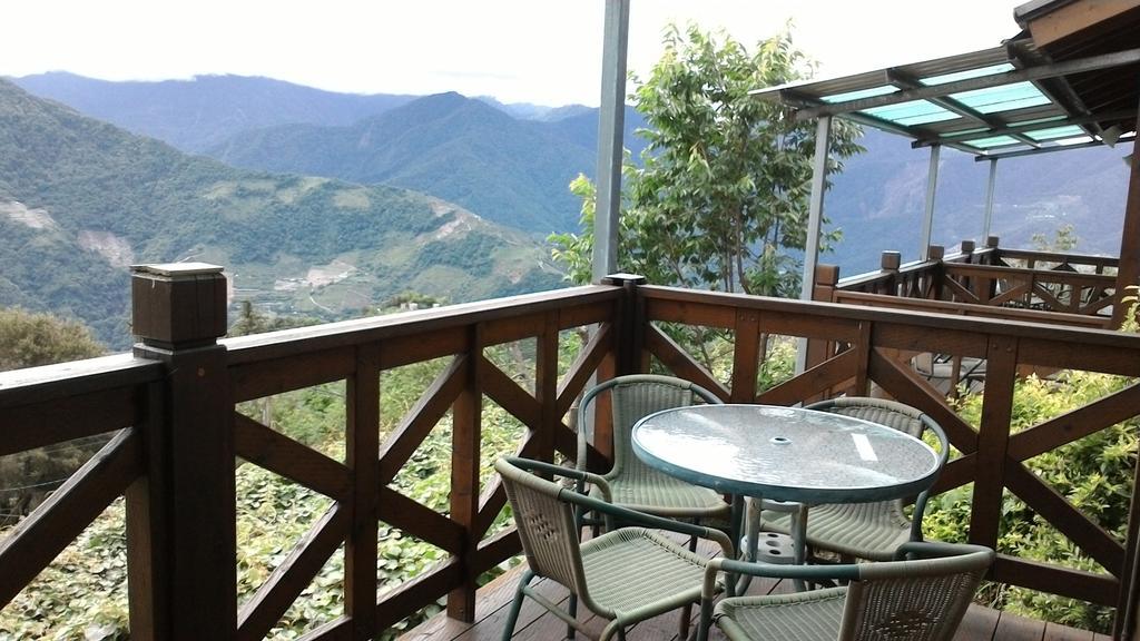 Qing Jing Xiao Taiyang Jingguan Homestay Ренай Экстерьер фото
